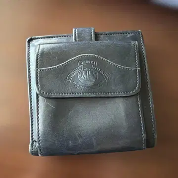 가죽제 블랙 접이식 지갑