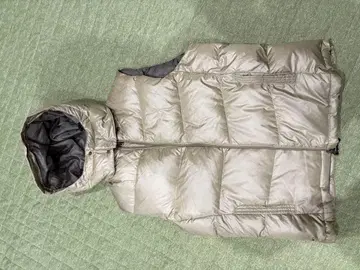 IGNO 후드 부착 베이지 다운 베스트