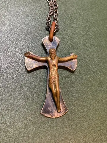 WHEEL WORKS 십자가 펜던트 예수 그리스도