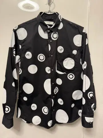 [ 거의 미사용 ] 인헤릿 INHERIT 도트 긴팔 셔츠