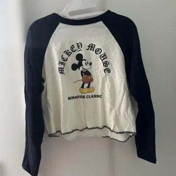 Moussy(마우지) 디즈니 콜라보 긴팔 7부 소매