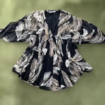 다이앤 폰 파스텐버그 쉬폰 튜닉 오부소매