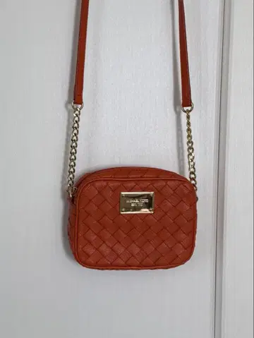 MICHAEL KORS 크로스 바디백