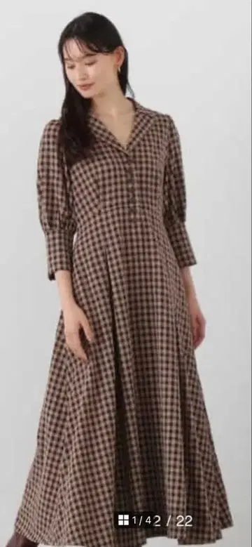 내추럴 뷰티 베이직 테일러 칼라 체크 원피스 브라운