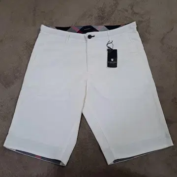 BLACK LABEL 화이트 숏팬츠 LL 사이즈