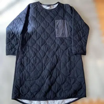 짐 마스터 웨이브 퀼트 원피스 퀼팅 블랙