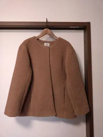 나노 유니버스 보아 자켓 사이즈 36