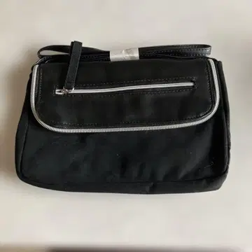 블랙 숄더백 미니 지퍼 포함