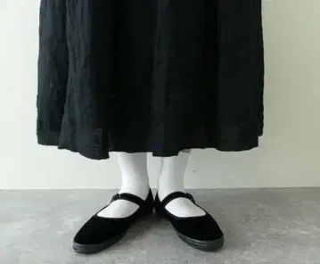 [ 미사용 새상품 ] 오르치발 벨벳 스트랩 슈즈 24cm