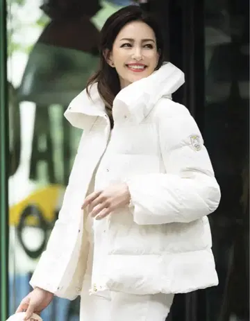 엠즈 그레이시 카탈로그 인스타 게재 스트레치 다운 숏코트