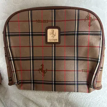 Ferrari 체크 무늬 파우치