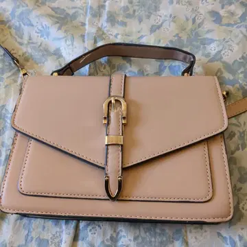 베이지 플랩 숄더백