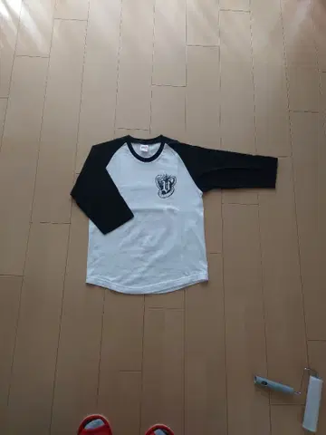 VAMPS 래글런 T셔츠