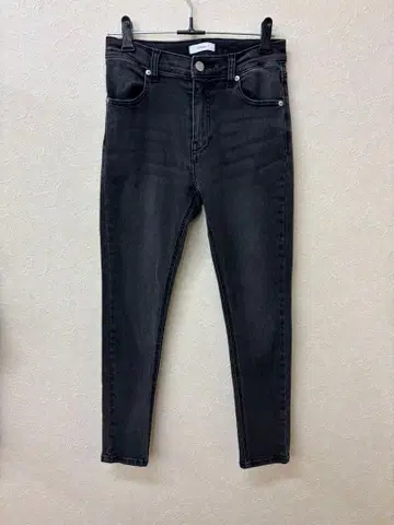 깔끔한 COHINA 블랙 스키니 데님