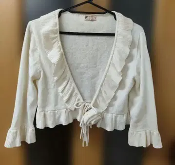 LIZ LISA 프릴 아이보리 가디건
