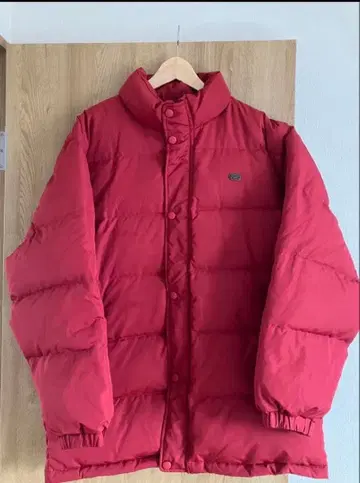 Lacoste 빨간색 다운 자켓 남성용 라코스테