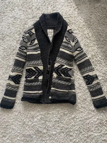 GOA 고아 기하학 패턴 니트 가디건