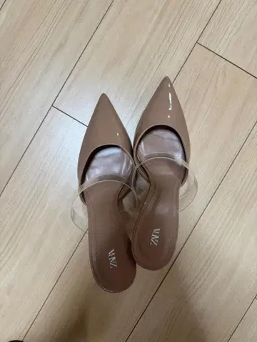 (미착용) ZARA 힐 사이즈 40 (26cm)