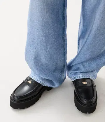 로퍼 CAMINANDO 카미난도 볼륨 밑창 통굽