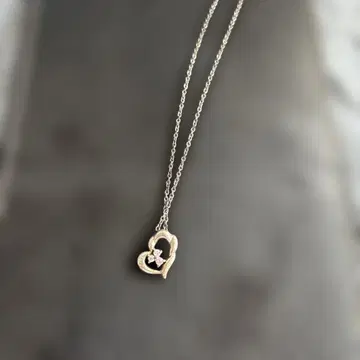 하트형 실버 목걸이