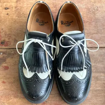 Dr. Martens 닥터마틴 윙팁 퀼트 UK9