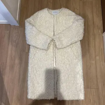 GREEN LABEL RELAXING 화이트 보아 코트