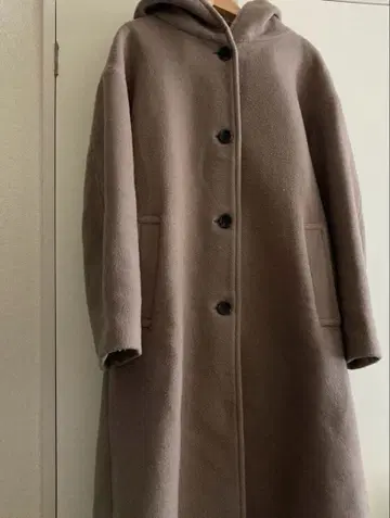 LOWRYS FARM 메리노 후드 롱 코트