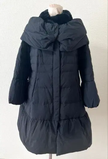 TO BE CHIC 빅 다운 코트 퍼 부착 숄카라 네이비