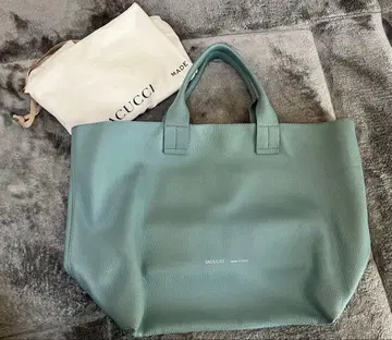 새상품급 IACUCCI 이아쿠치 오페라 토트백 민트
