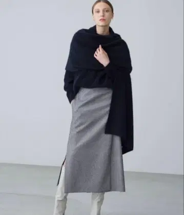 ebure 샤기 폭스 풀오버