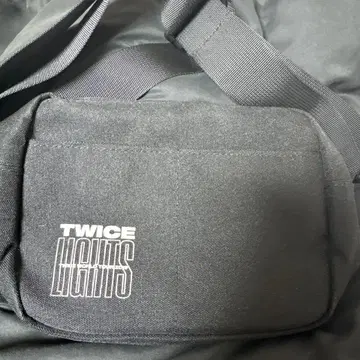 TWICE LIGHTS 숄더백 블랙