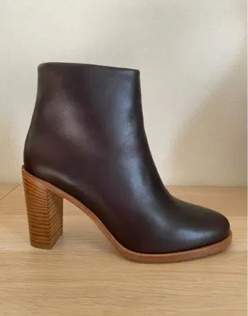 APC 가죽 앵클부츠 숏부츠