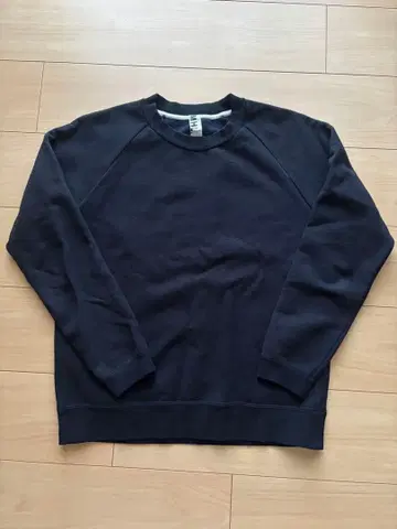 MHL. 네이비 맨투맨 M