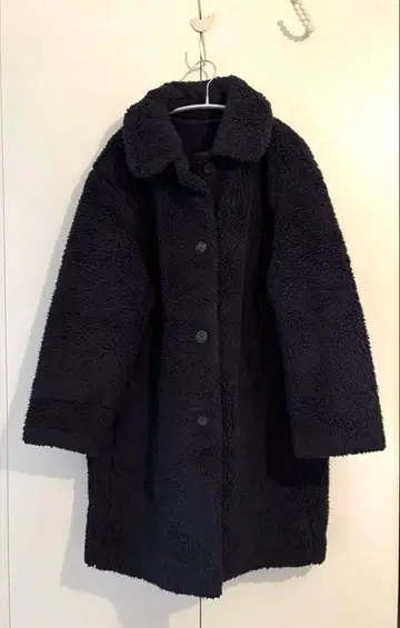 GU 보아 코트 다크 네이비 L 사이즈