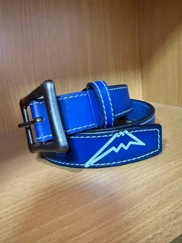 쿠시타니 개리슨 벨트