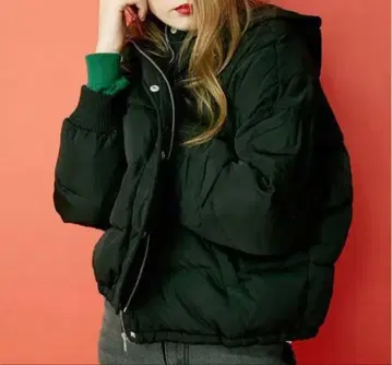 쥬에티 다운 자켓 숏 기장 탈착 가능 후드 부착 오버 사이즈 블랙 M