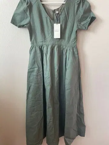 그린 V넥 반팔 롱 원피스