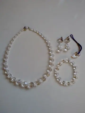 미츠코시 수정 목걸이, 팔찌, 귀찌, 끈장식 4종 세트