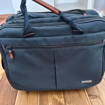 ACE GENE 다크 그레이 비즈니스 백 칼리 포함