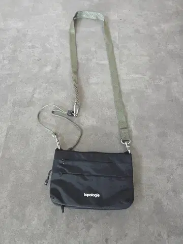 topologie 블랙 사코슈