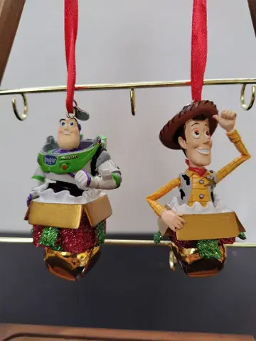 2018년 디즈니 스토어 종 오너먼트