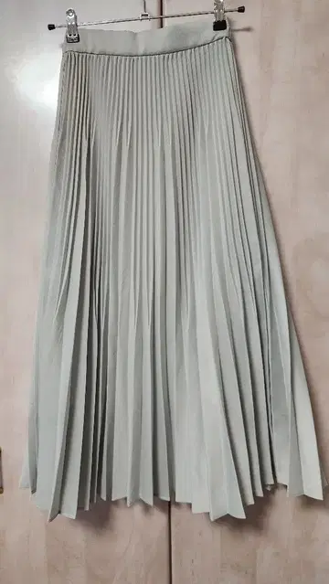 라이트 그레이 플리츠 스커트 사이즈 0