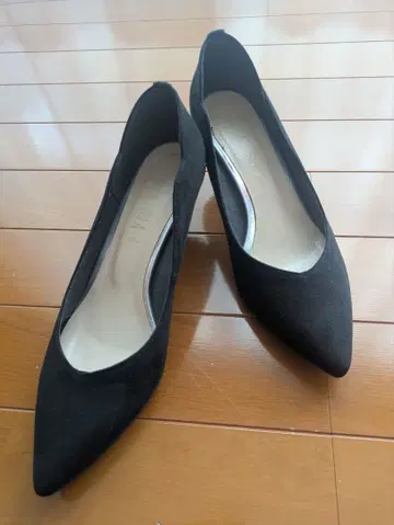 DEA/DIA by DIANA 스웨이드 블랙 펌프스 23.5