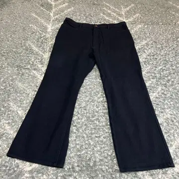 블랙 플레어 팬츠