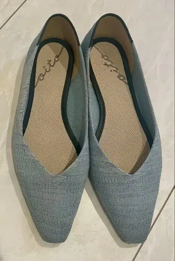 Oito Washi Flat 24.5cm 스카이블루