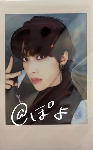 zb1 ICONIK 타워 레코드 회장 한정판 혜택 폴라로이드 c상 리키