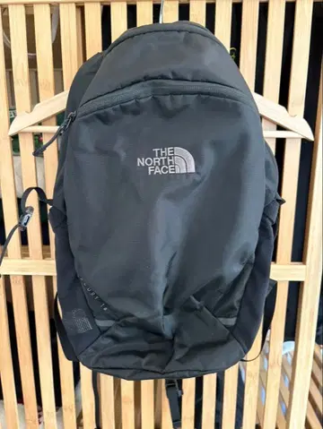 THE NORTH FACE 블랙 백팩 NM72352