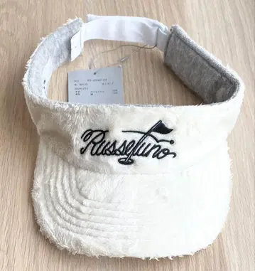 새상품 RUSSELUNO 러셀노 보아 바이저 화이트 정가 7700엔