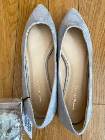 새상품 쿠튀르 브로치 플랫슈즈