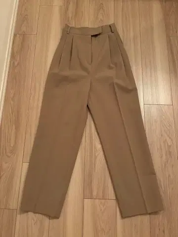 The Frankie Shop 베이지 팬츠 xxs